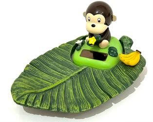 NEW Solar Powered Bobble Head Nodding Monkey Kitchen/ Bathroom Soap/Trinket Dish - 3x6x4”