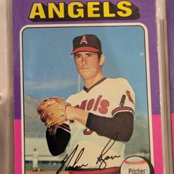 Nolan Ryan, Pete Rose And Robin Yount Baseball Cards