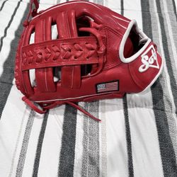 Soto Gloves Softball Glove 