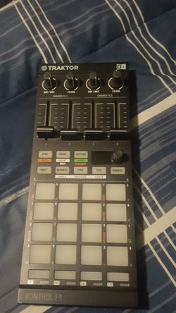 Native Instrument F1 kontrol