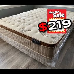 Queen Organic Cloud Edition Europillow Top 12inch Matres!!