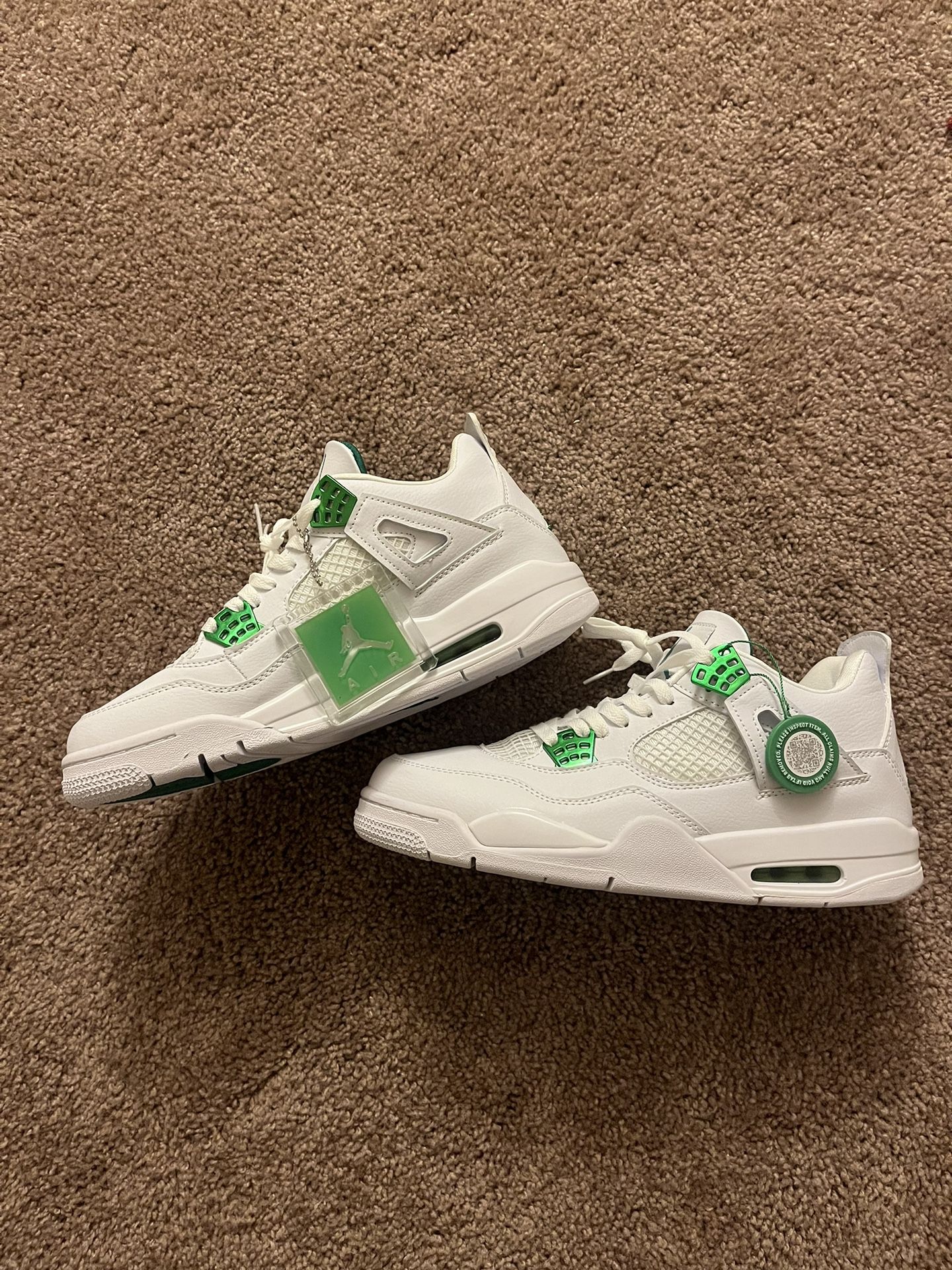 Jordan 4 Metallic Green M9.5