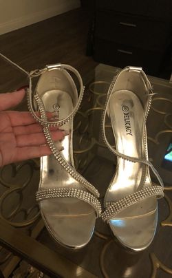 Size 8 silver bling heels