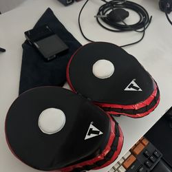 Leather Title Boxing Mitts Pads 