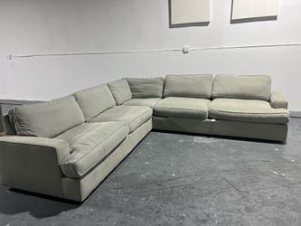 SECTIONAL COUCH SOFA