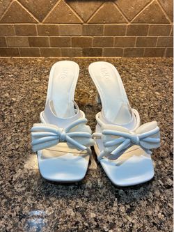 NEW I.N.C. International Concepts White Bow Heeled Slide Sandals