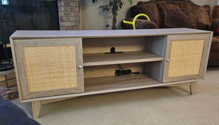 Tv cabinet