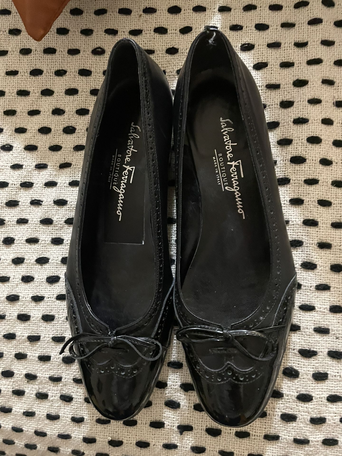 salvatore ferragamo Black Flats