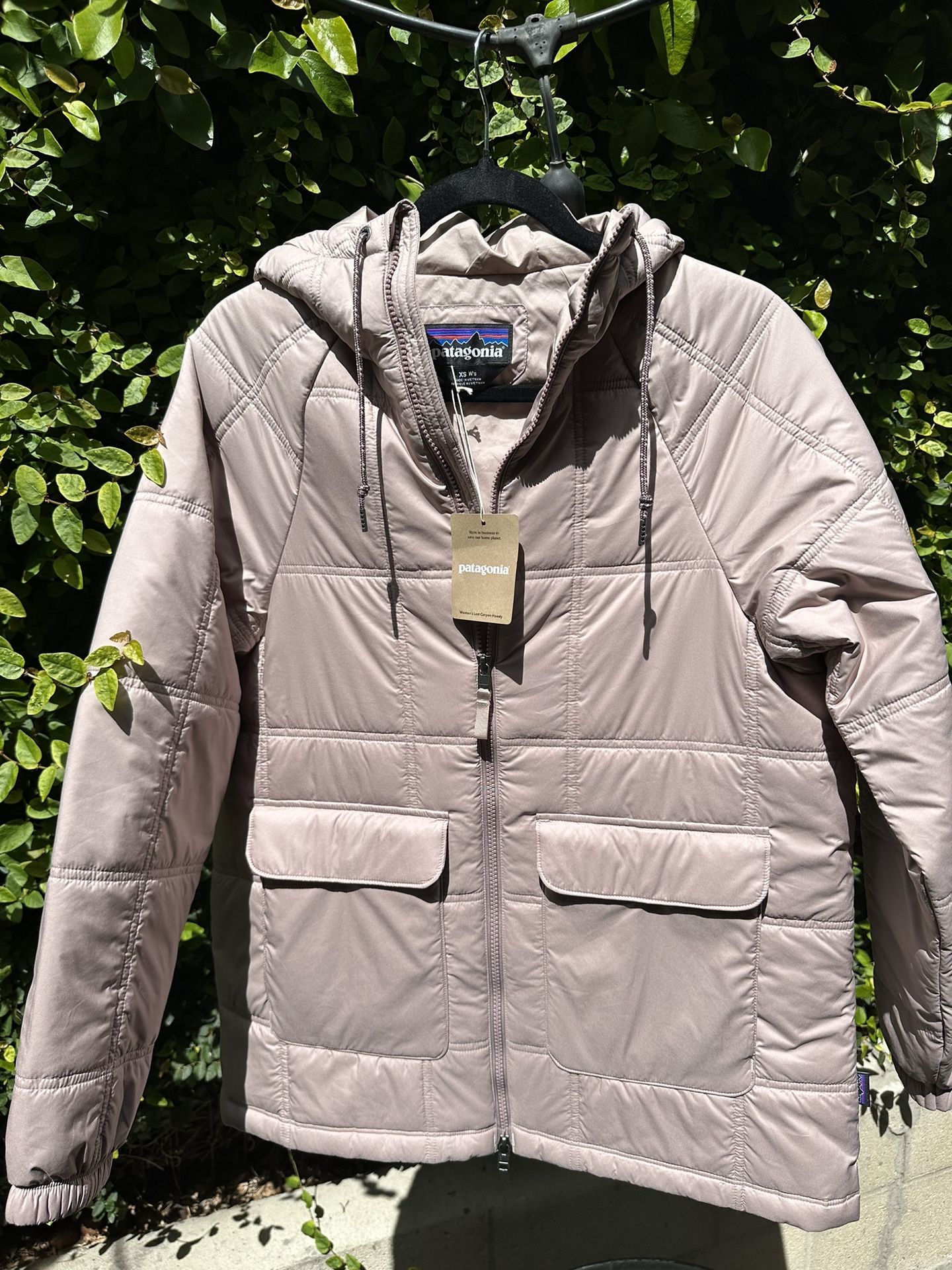 NEW: Women’s Patagonia Lost Canyon Jacket XS