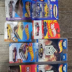 Hotwheels Treasure Hunt And Johnny Lightning 