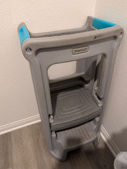 Toddler step stool