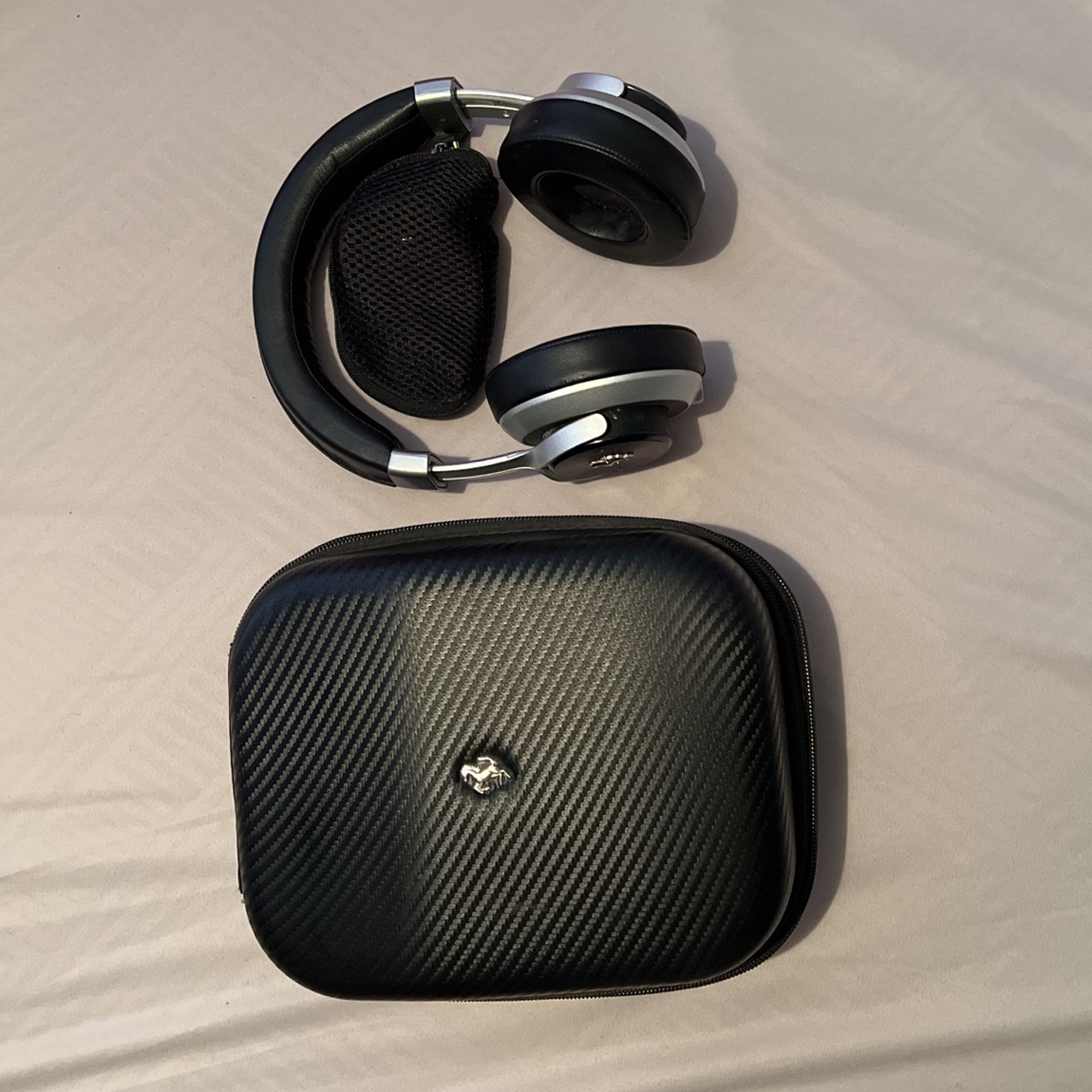 Ferrari logic 3 Noise Cancellation Headphones