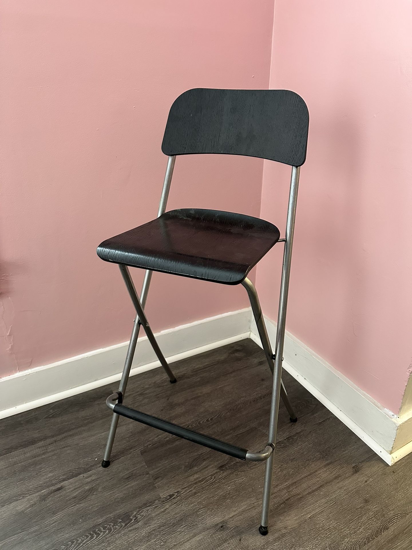 Foldable Wood Chair