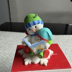 Hallmark Keepsake Making Memories Reading Is Snow Much Fun Series Ornament