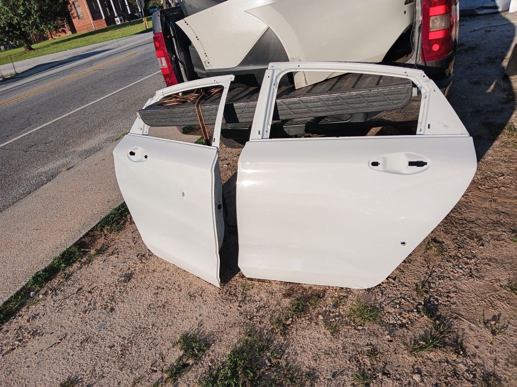 2014 To 2019 Chevy Impala Left And Right Rear Doors Available
