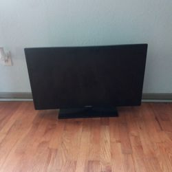 32 Inch Samsung TV 