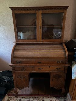 Late Victorian quarter roll top desk