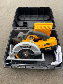Dewalt DC300 36 Volt 7-1/4" Cordless Circular Saw