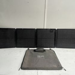 EcoFlow 160W Foldable Solar Panel — Portable — Great Condition 