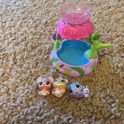 Hachimal Shower/bath Play Set With Three Hachimal Babies
