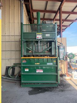 Industrial Vertical Cardboard compactor Baler Machine