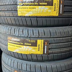 225 55 18 New Tire Set 