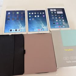 iPad Pro 9.7 inch lot ((( Read )))