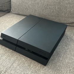 Ps4 (comes with 1 Controller , Charging Cable, Hdmi Cable, And Power Cable