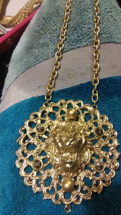 Vintage lion medallion necklace