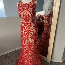 Red Dress 