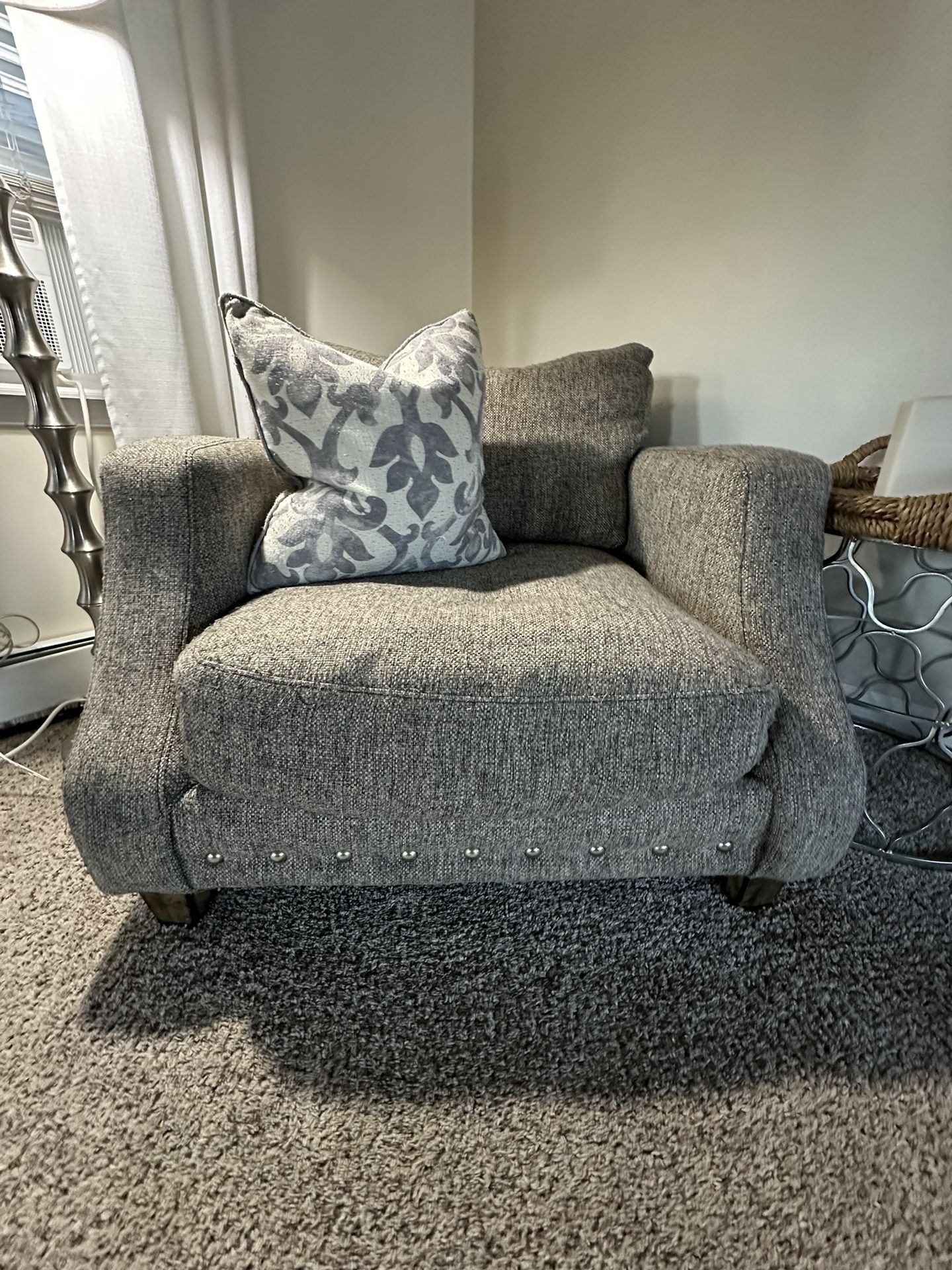 Chair w/metal detail