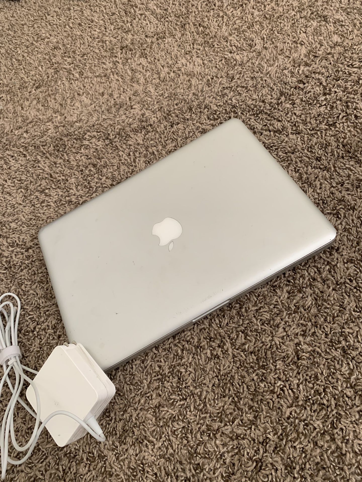 Apple MacBook Pro $450 OBO