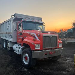 Dump Truck 