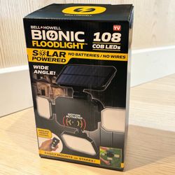 Bell + Howell Solar Bionic Floodlight Motion Sensor LED 3-Head 250 Lumens Black