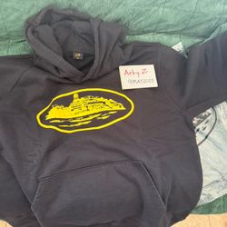 Corteiz Alcatraz Hoodie V2 [BLACK & YELLOW]