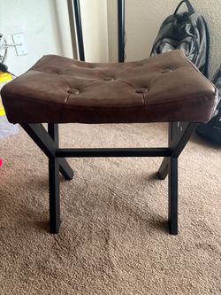 New vanity chair