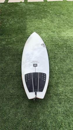 FireWire Mashup 5’8” x 19 7/8 x 2 11/16 32.8L