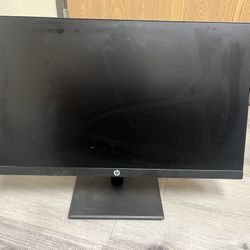 8 HP Computer Monitors
