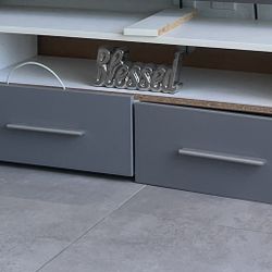 Tv Stand  , Rooms To Go, Large 