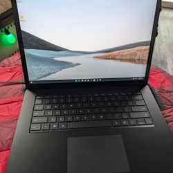 Surface Laptop 3 15" w/i7, 16gb RAM, 500gb SSD