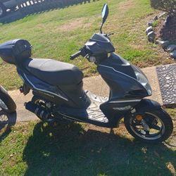 Scooter Runs And Shuts Off Been Sitting Low Miles