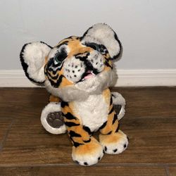 FurReal Roarin' Tyler, the Playful Tiger