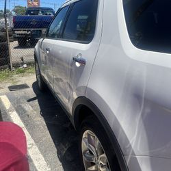 2010 Ford Explorer XLT