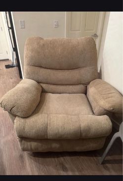 Reclining sofa, clean, smoke-free and pet-free