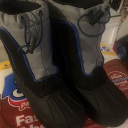 Snow Boots Size 13C $23