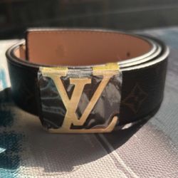 Louis Vuitton belt