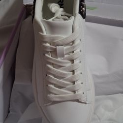 Women’s Platform Sneakers White with Studded Heel | Size 5 | New in Box
