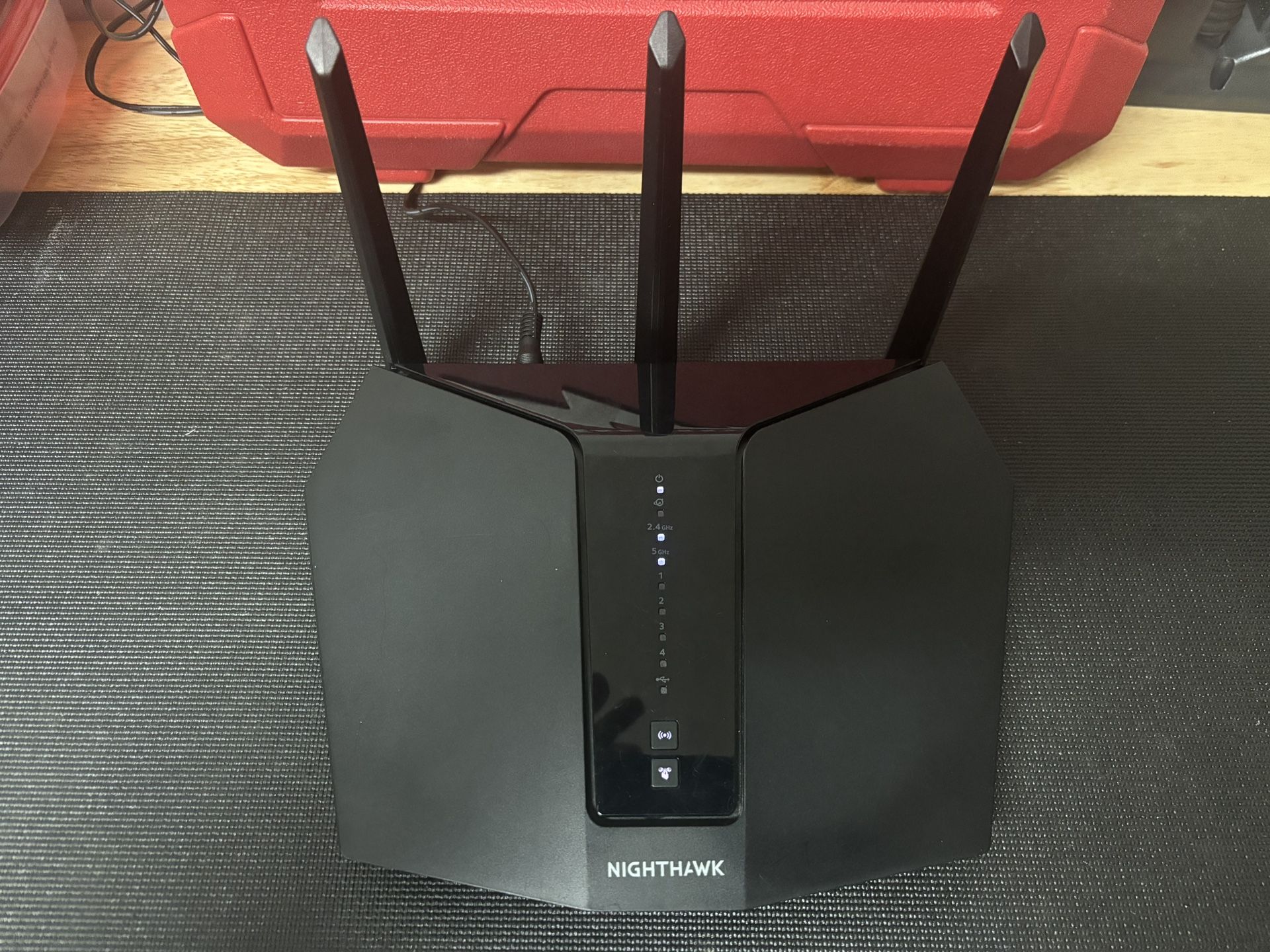 Netgear Nighthawk AX2400 5 WiFi Router RAX30