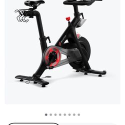 Peloton For sale- New Barely Used 