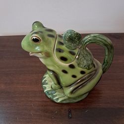 Hand painted watering frog